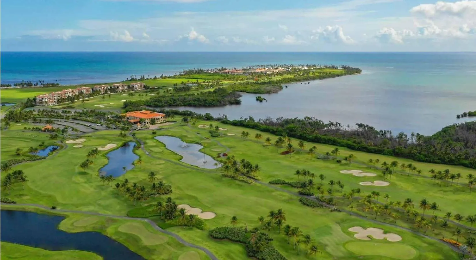 Balcony With Beach & Golf Course Views By Otium ريو غراندي شقة